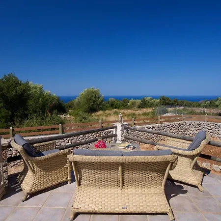 Stone Сasa de vacaciones Khalikerí