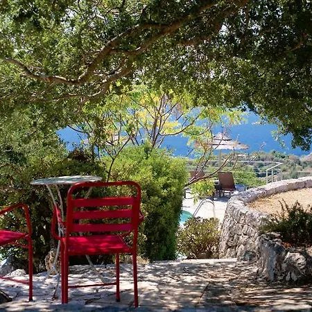 Stone Сasa de vacaciones Khalikerí